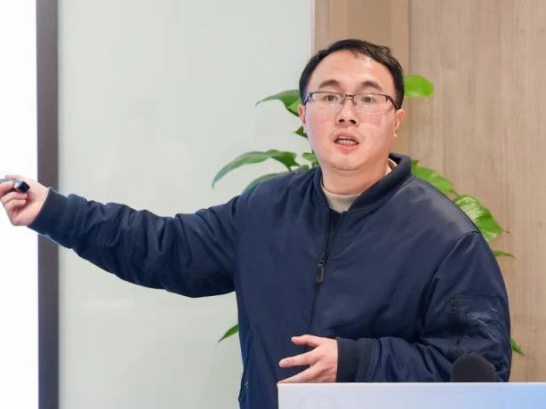 202504081144024553.jpg 202504081144024553.jpg